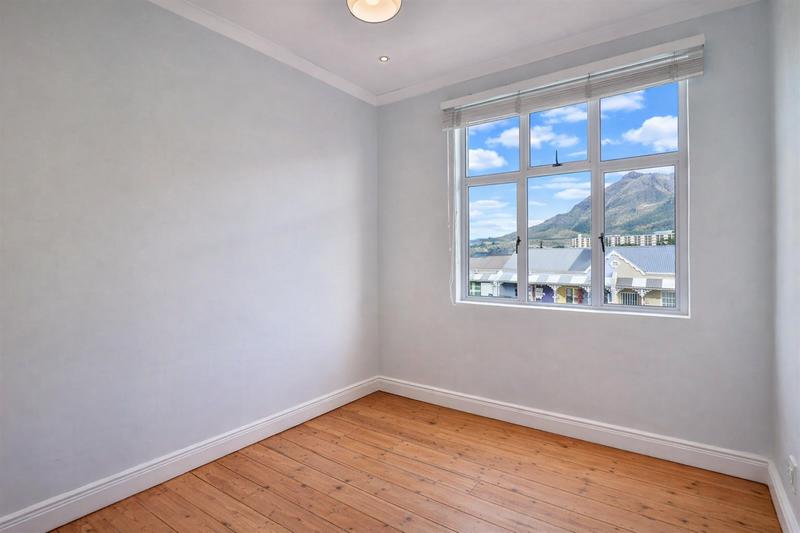 2 Bedroom Property for Sale in Woodstock Western Cape